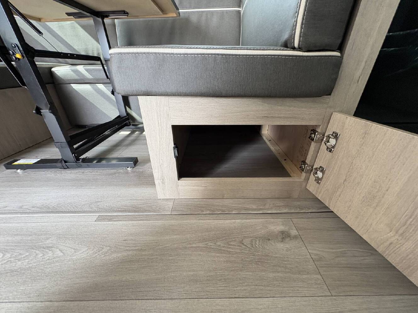 A photo of this 2026 Grand Design Imagine 2470BH