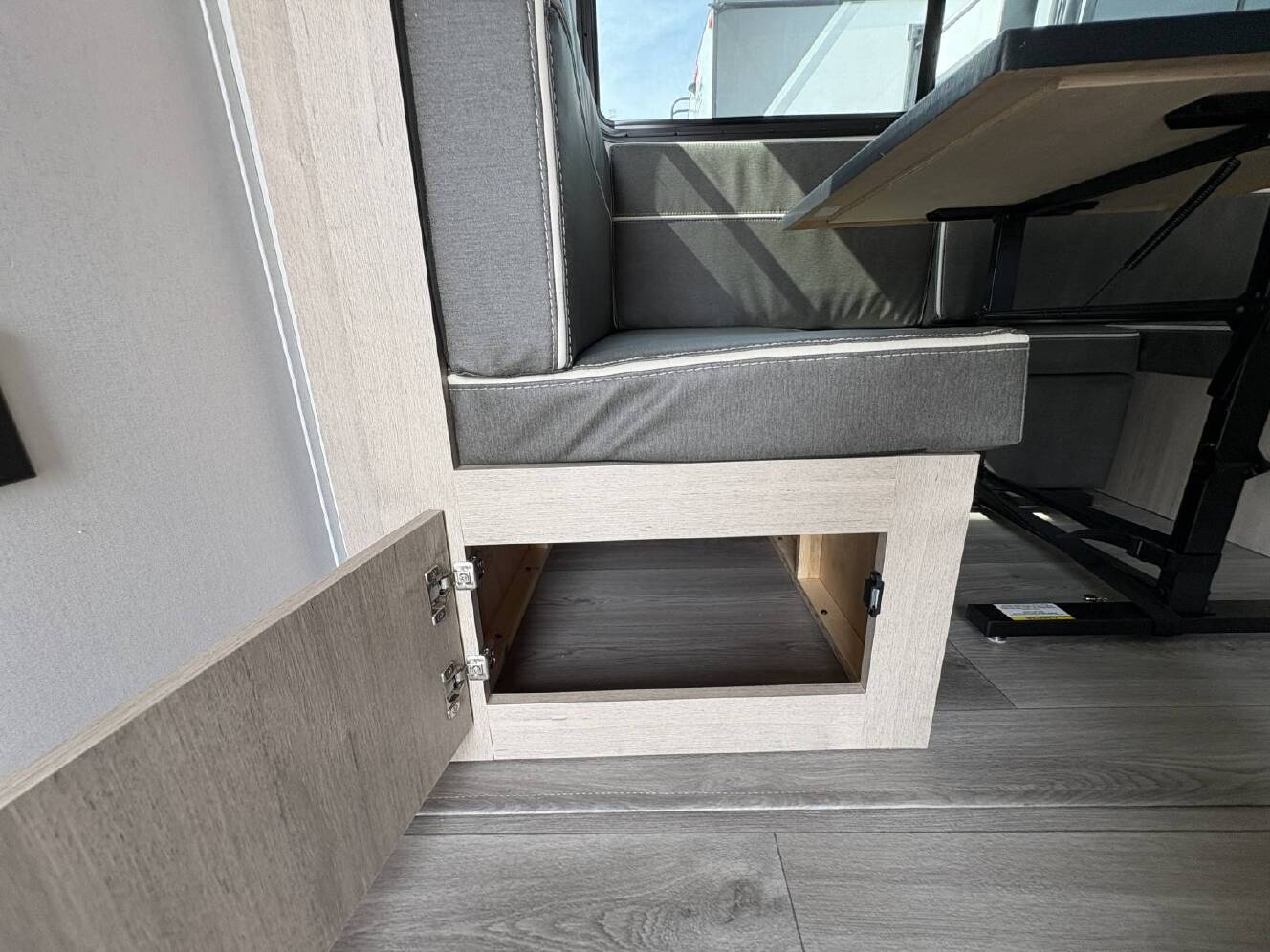 A photo of this 2026 Grand Design Imagine 2470BH