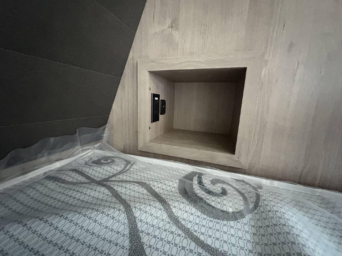 A photo of this 2026 Grand Design Imagine 2470BH