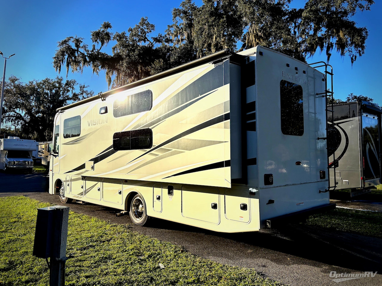 Trailer Image