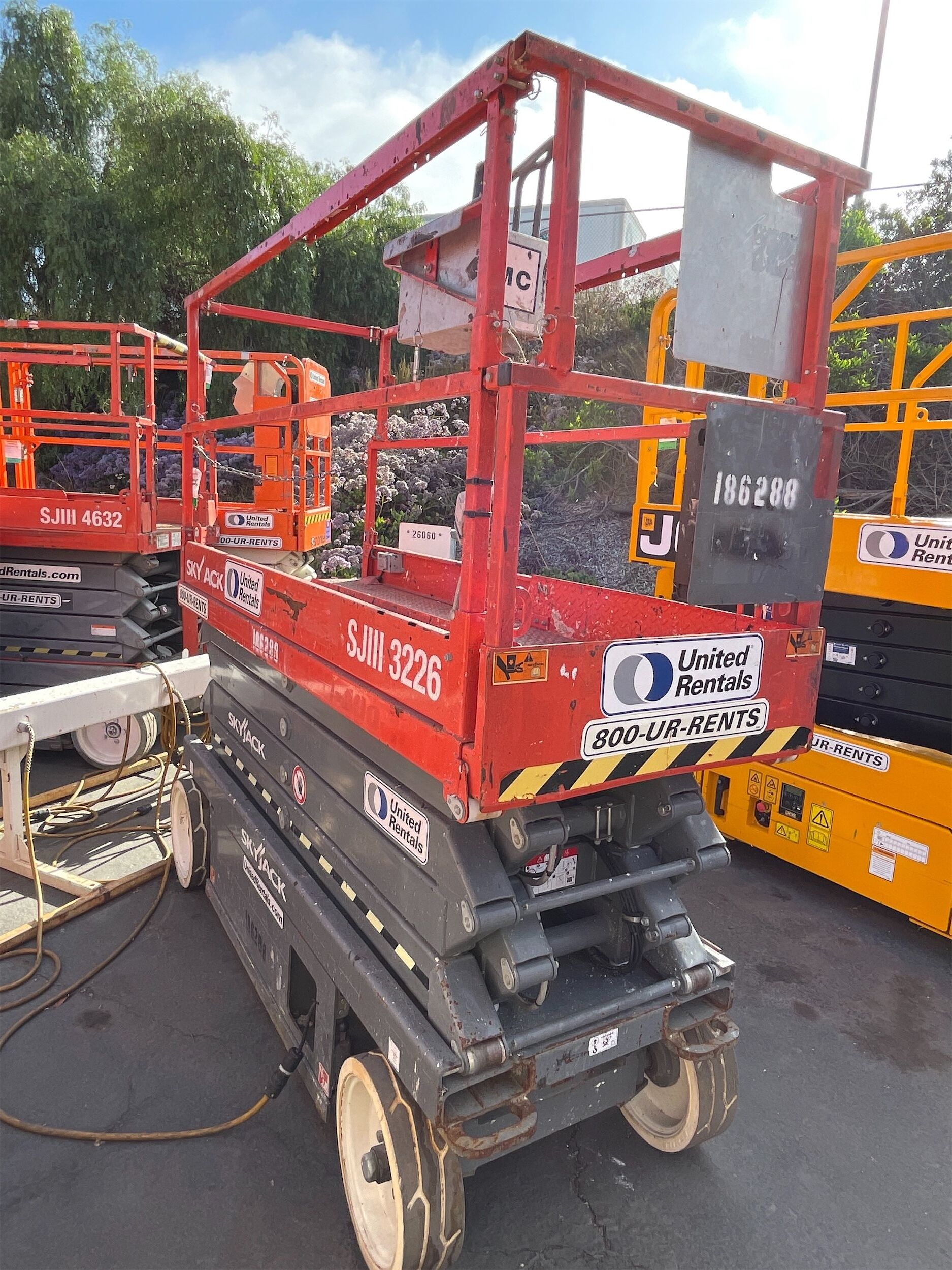 2017 SKYJACK SJIII3226 Scissor Lift in San Diego, CA