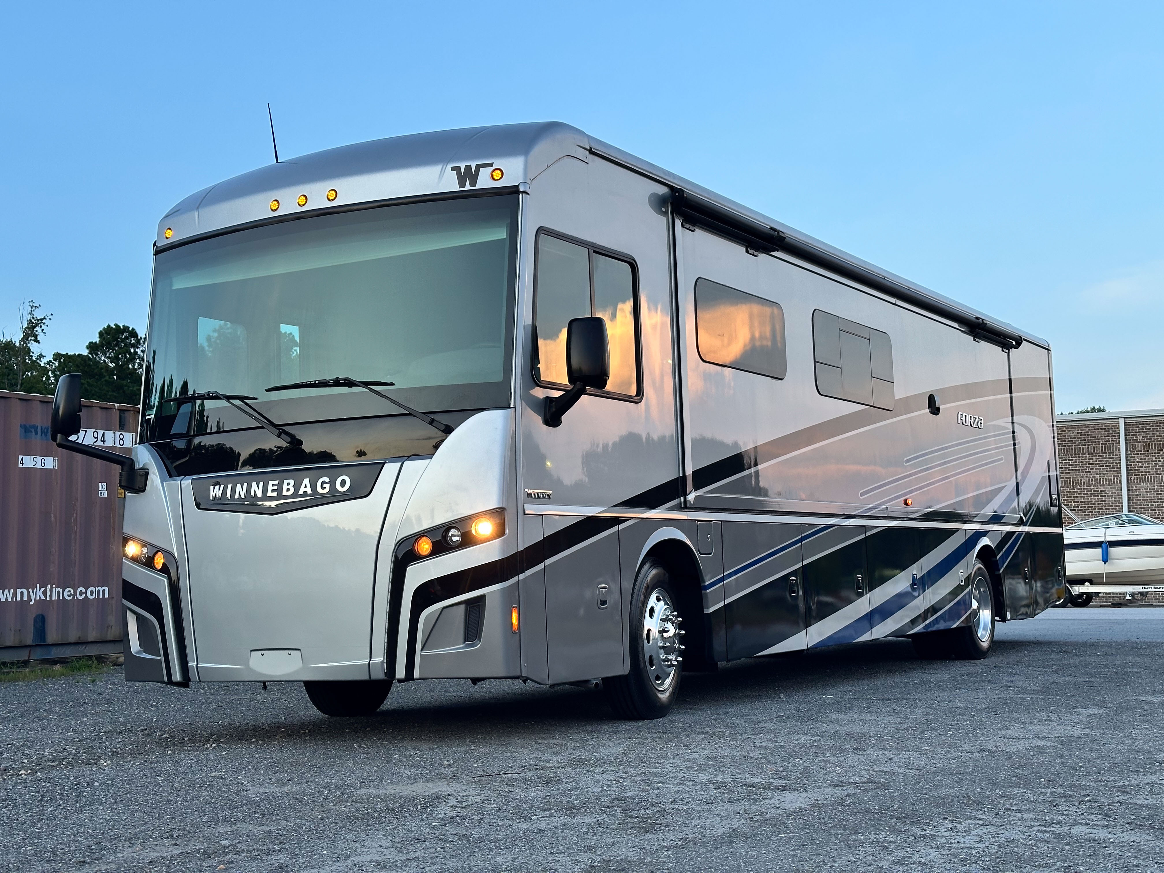 2021 Winnebago Forza 38F in woodstock GA