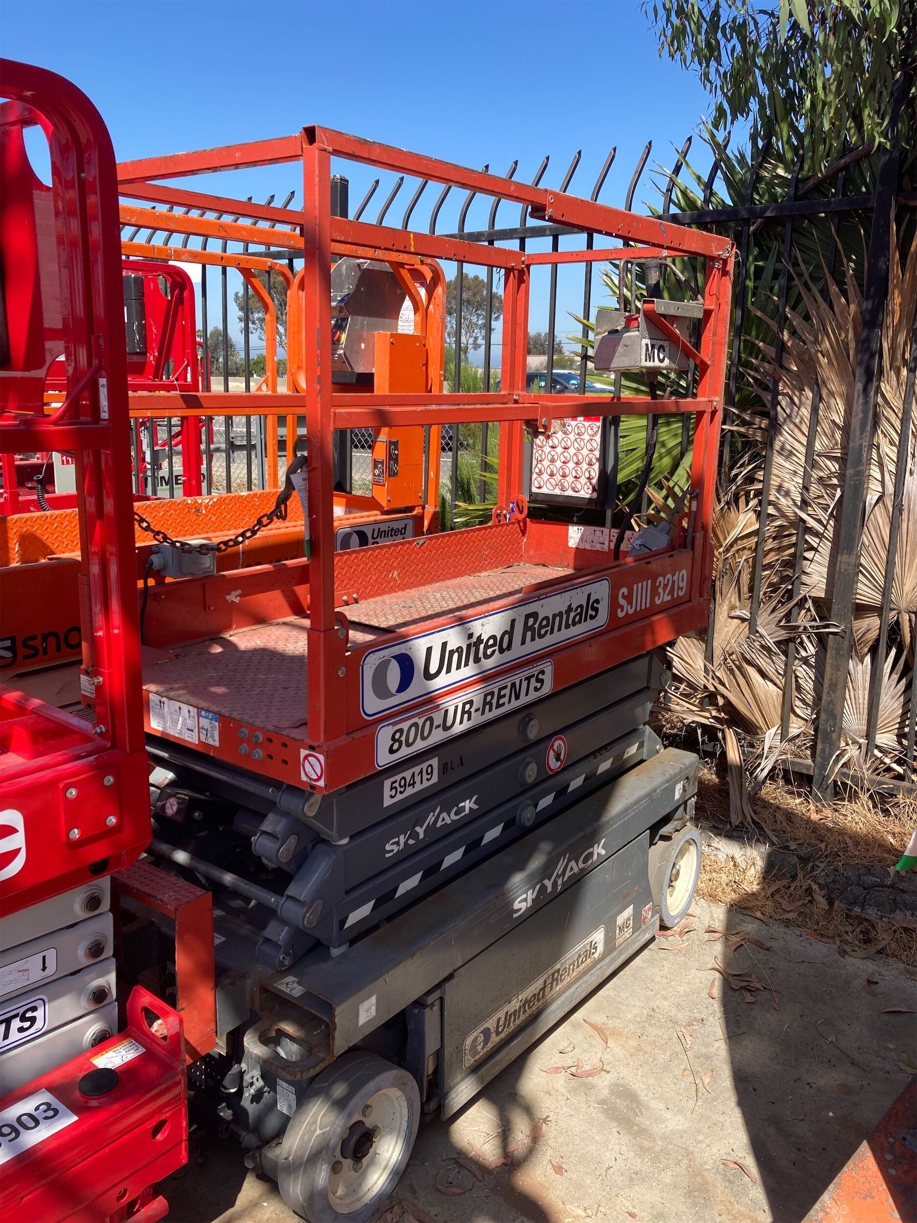 2018 SKYJACK SJIII3219 Scissor Lift in San Diego, CA