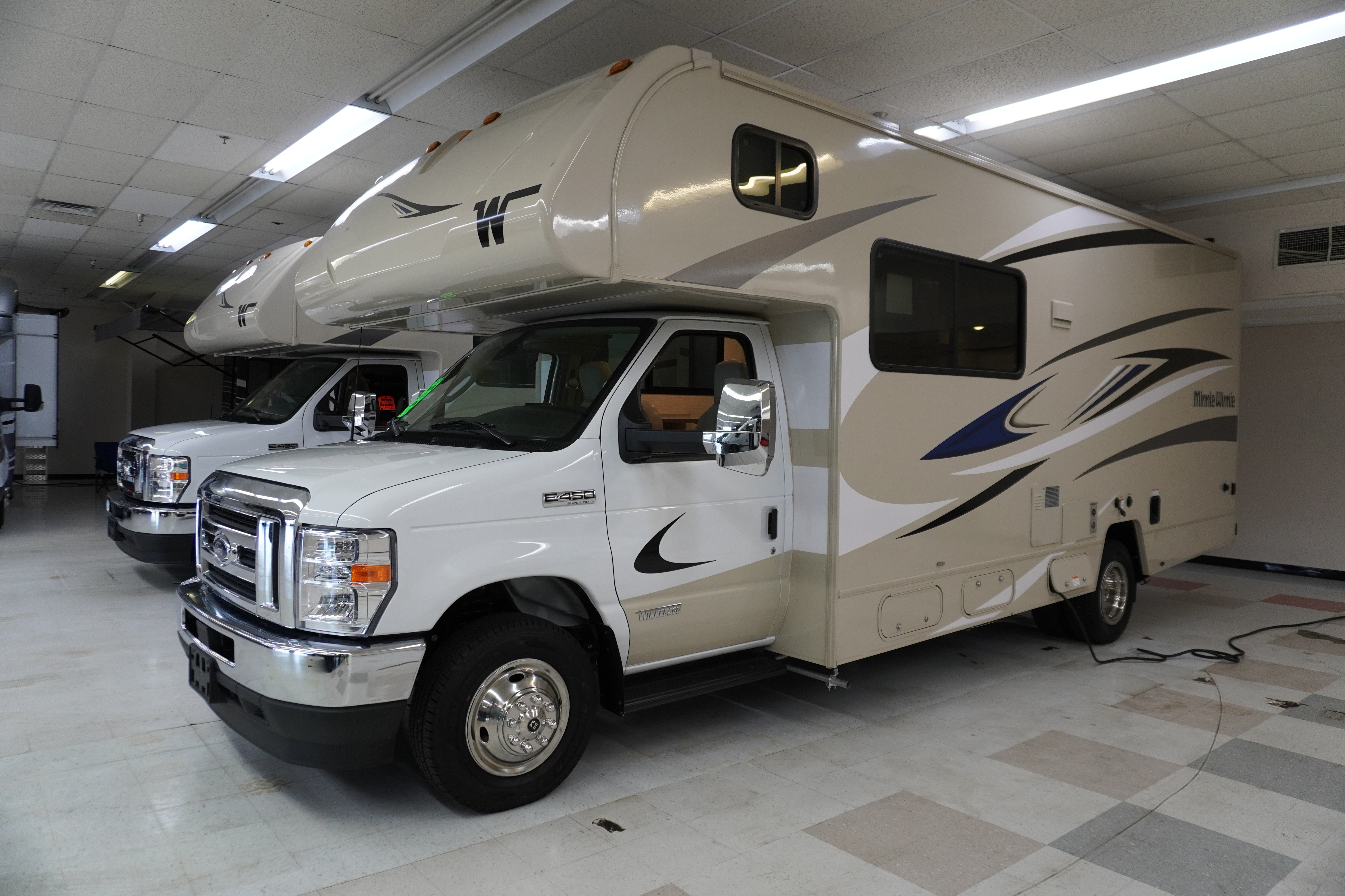 2026 Winnebago minnie winnie 25b