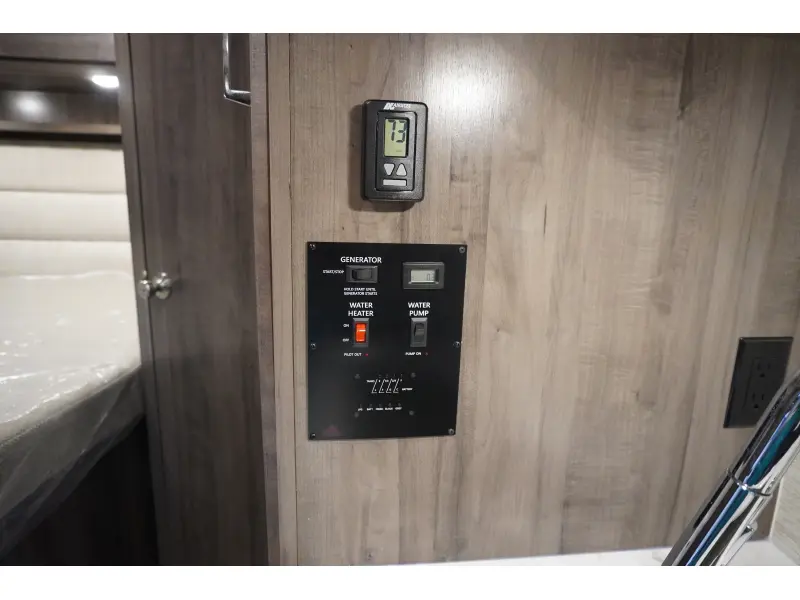 2026 WINNEBAGO MINNIE WINNIE 25B