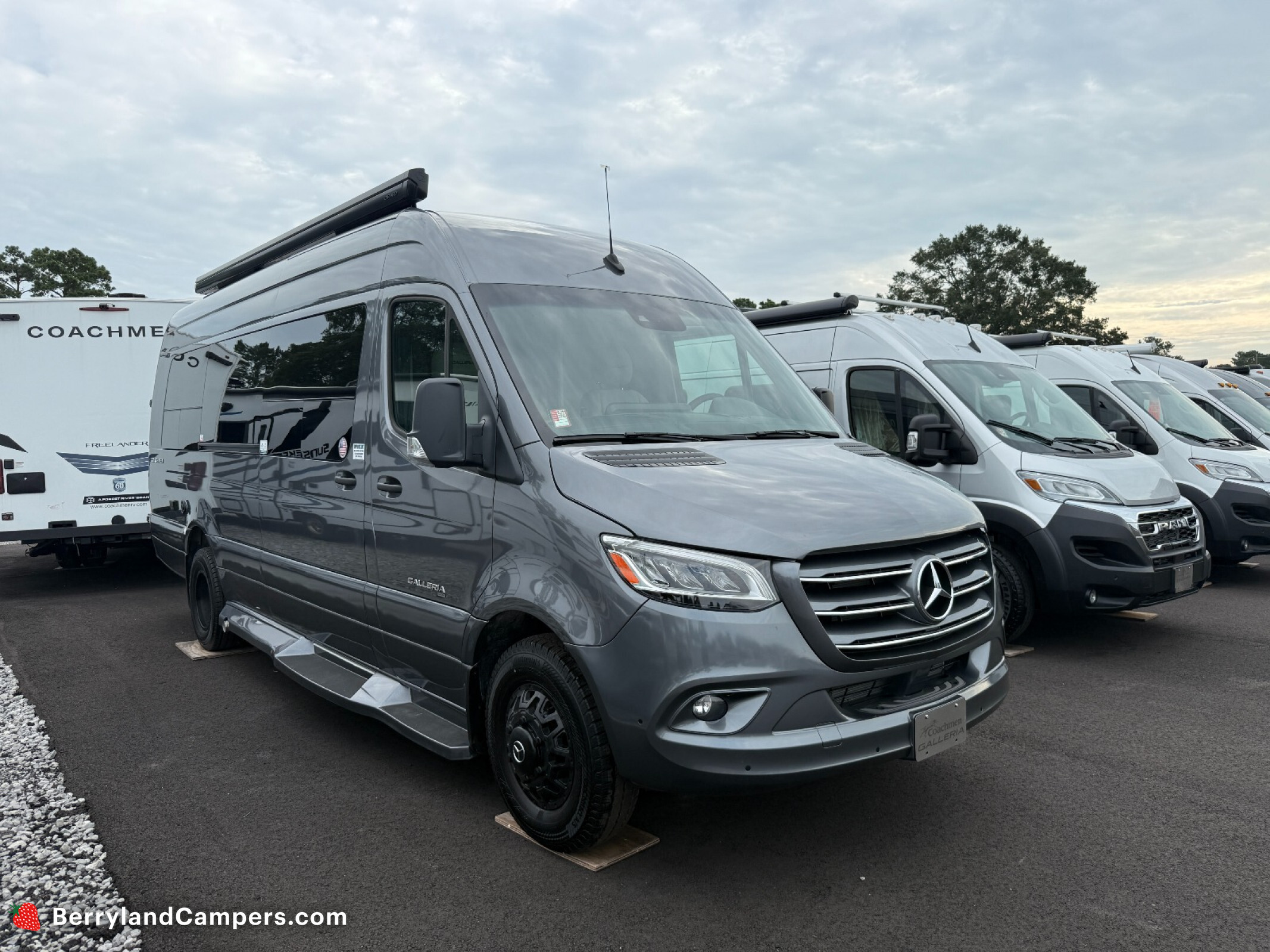 2026 Coachmen RV galleria 24flm
