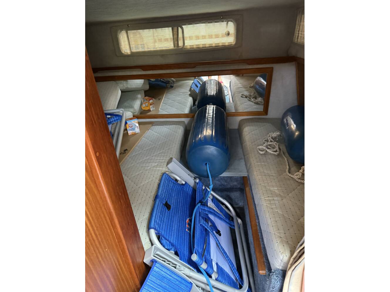 A photo of this 1987 Sea Ray 300 Sundancer