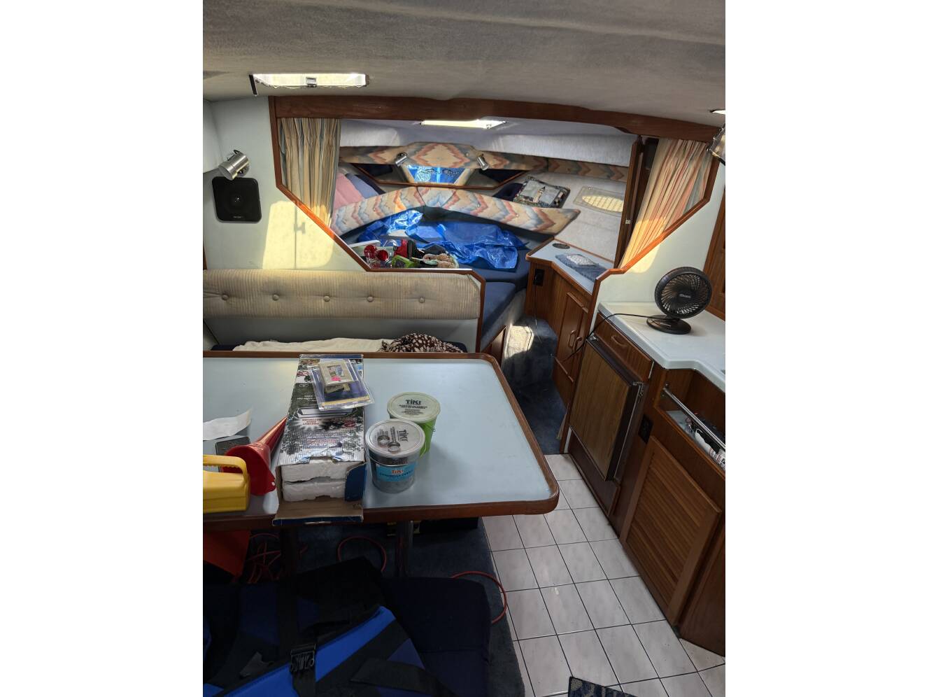 A photo of this 1987 Sea Ray 300 Sundancer