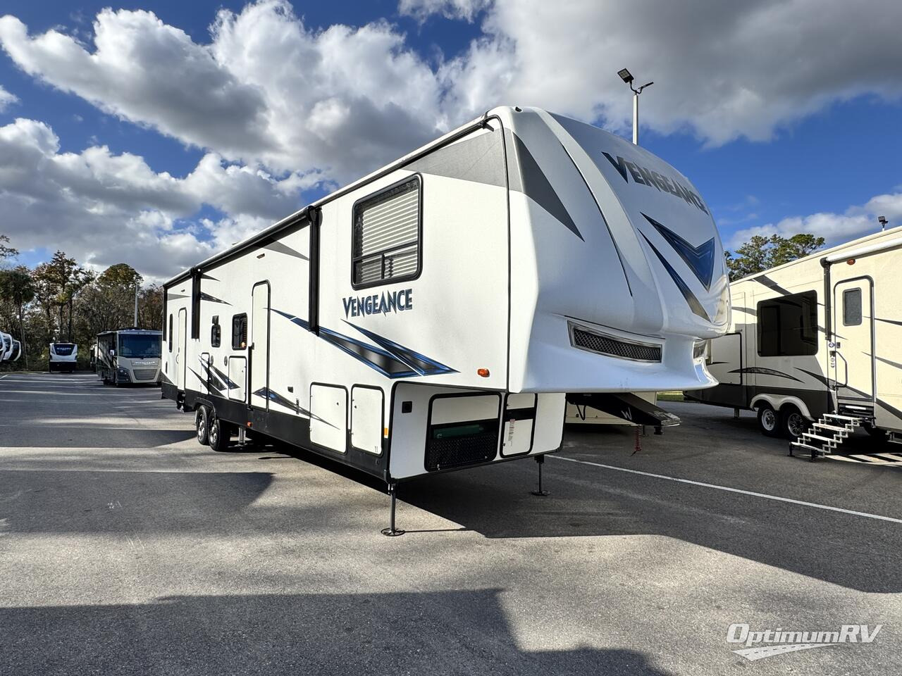 2019 Forest River vengeance 345a13