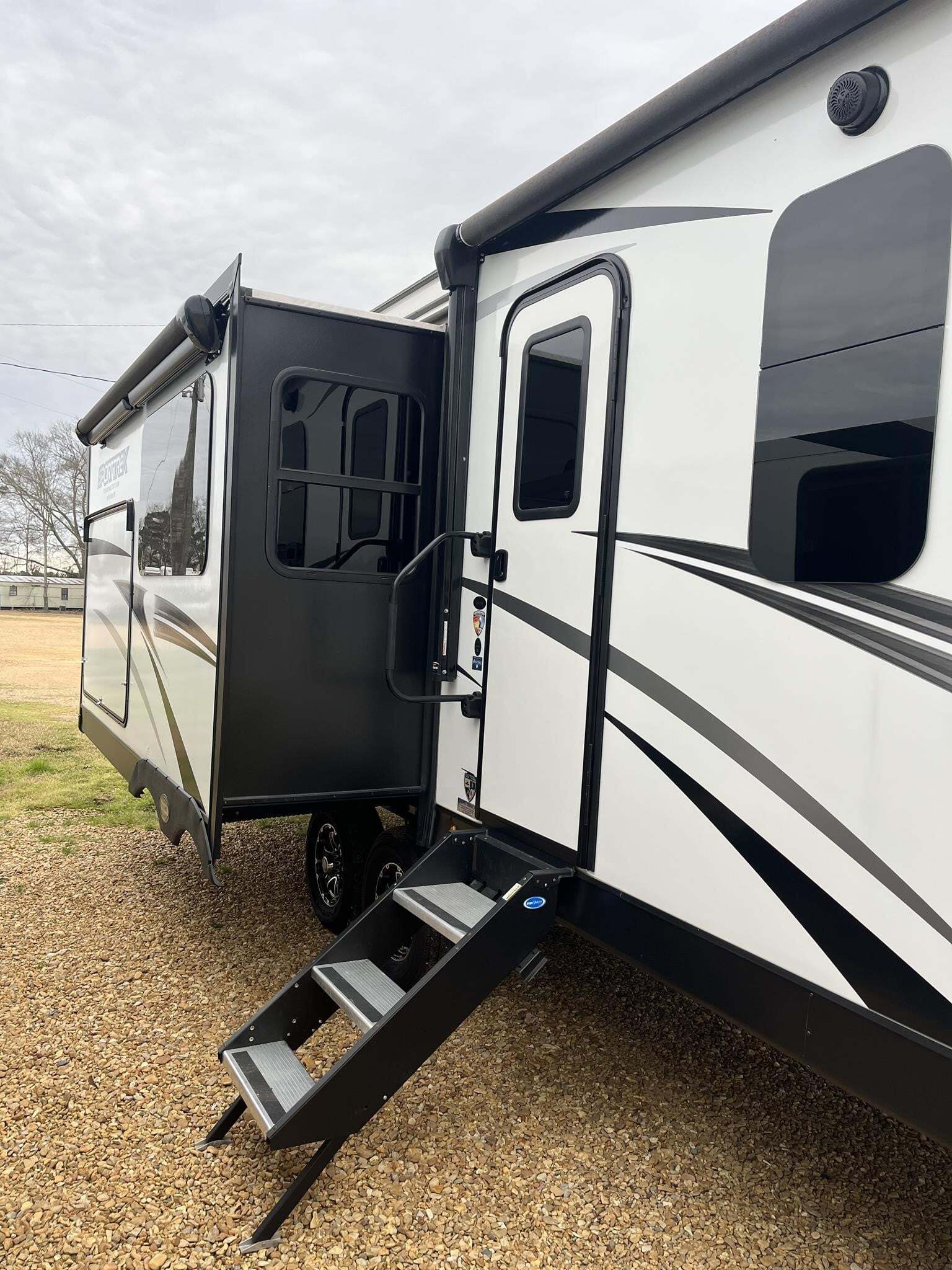 2023 Venture sporttrek 343vik