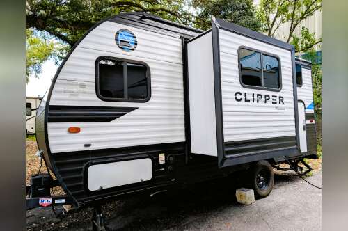 2021 Coachmen CLIPPER ULTRA-LITE 17BHS in tampa FL