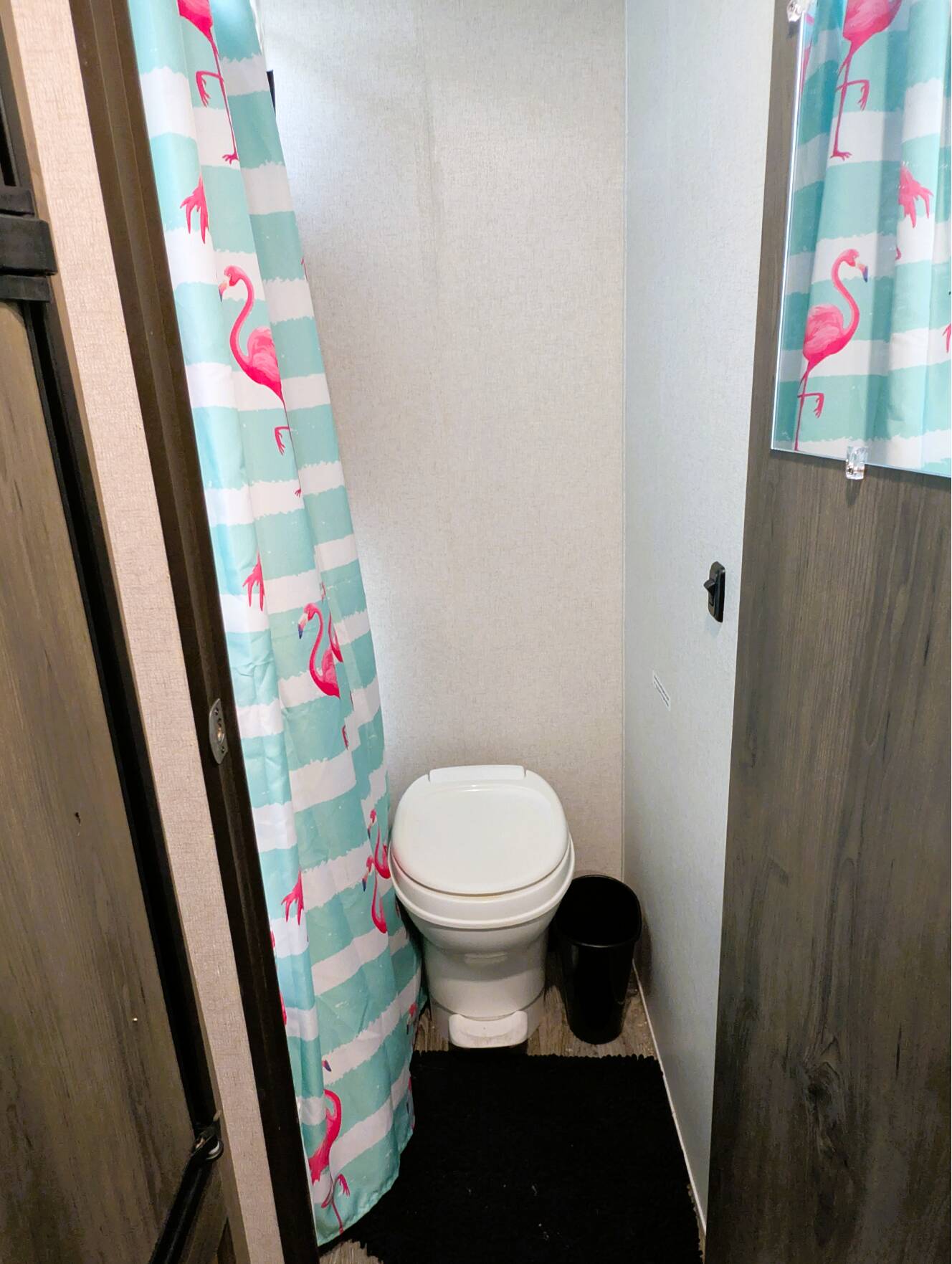 A photo of this 2021 Coachmen CLIPPER ULTRA-LITE 17BHS