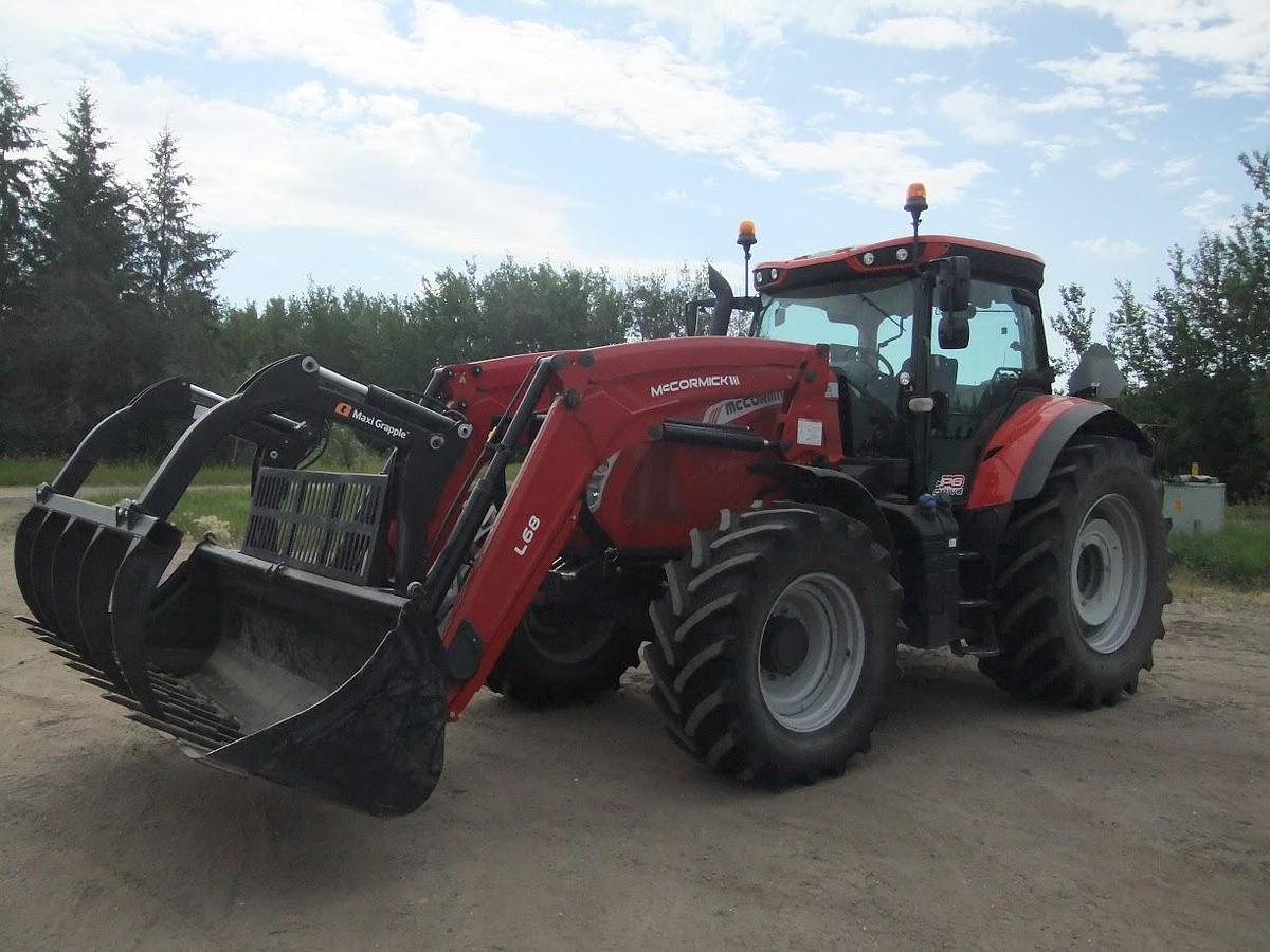 2020 MCCORMICK Xt.650 Tractor with MCL 68 Loader in Sweetgrass, MT