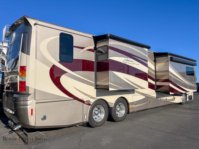 2012 American Coach revolution 42w