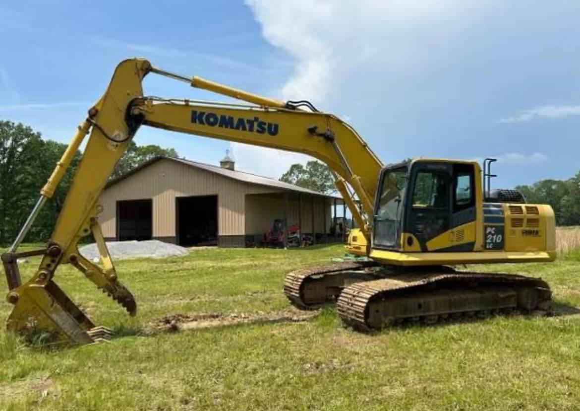 Komatsu PC210LC-11 Equipment For Sale - Komatsu PC210LC-11