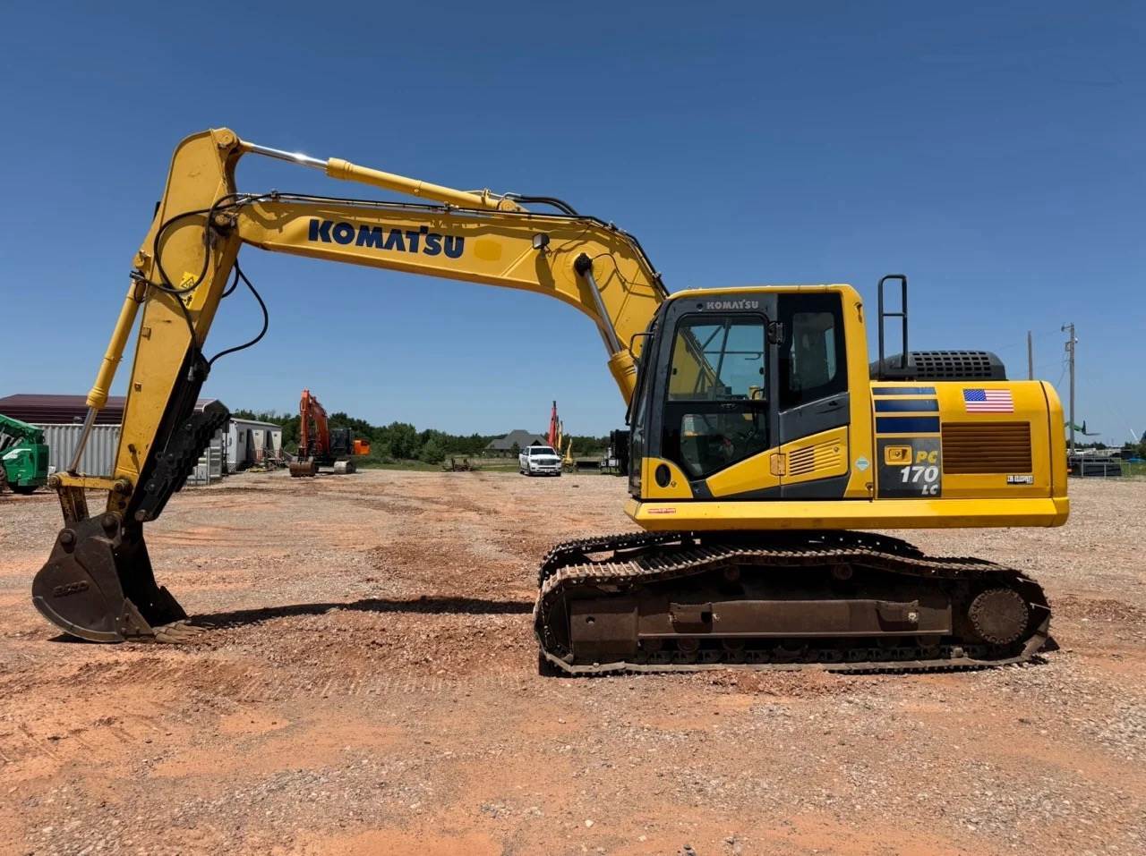 KOMATSU　 PC210LC-10 Komatsu PC210LC-10 excavator review | Equipment World