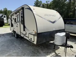 2016 VENTURE RV SONIC 220VBH