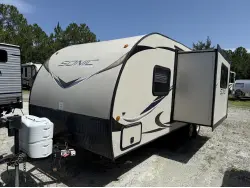 2016 VENTURE RV SONIC 220VBH