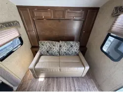 2016 VENTURE RV SONIC 220VBH