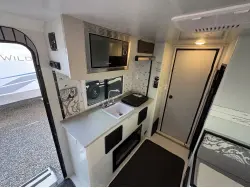 2024 INTERNATIONAL RV LIV 201FIT