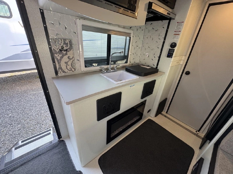 2024 INTERNATIONAL RV LIV 201FIT