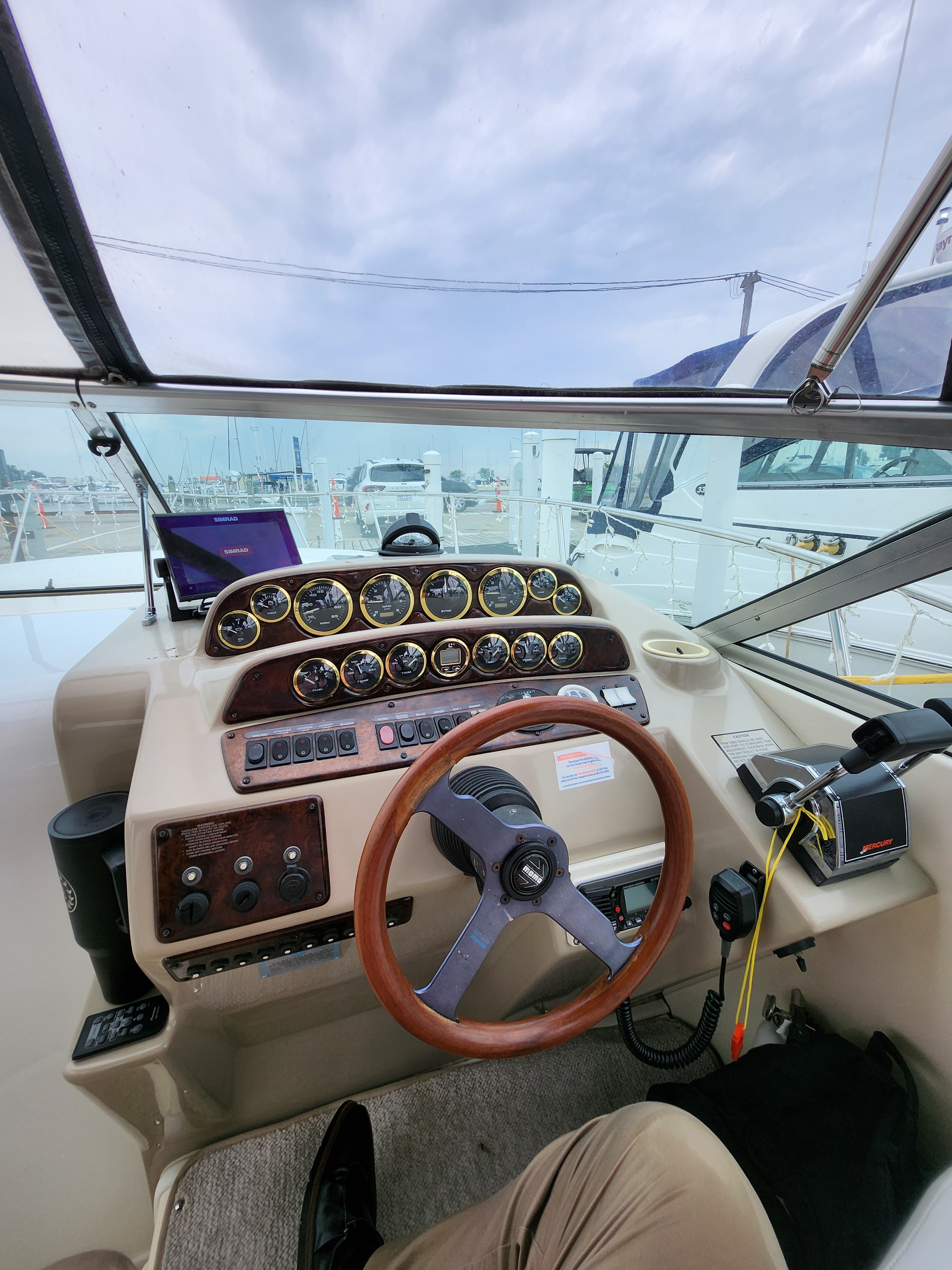 2000 Rinker 310 Fiesta Vee in southfield MI