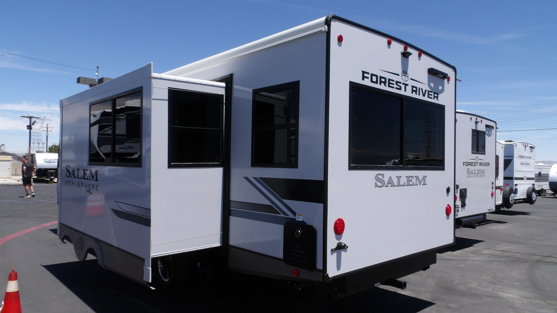 2026 Forest River SALEM HEMISPHERE 24RDHL in hesperia CA
