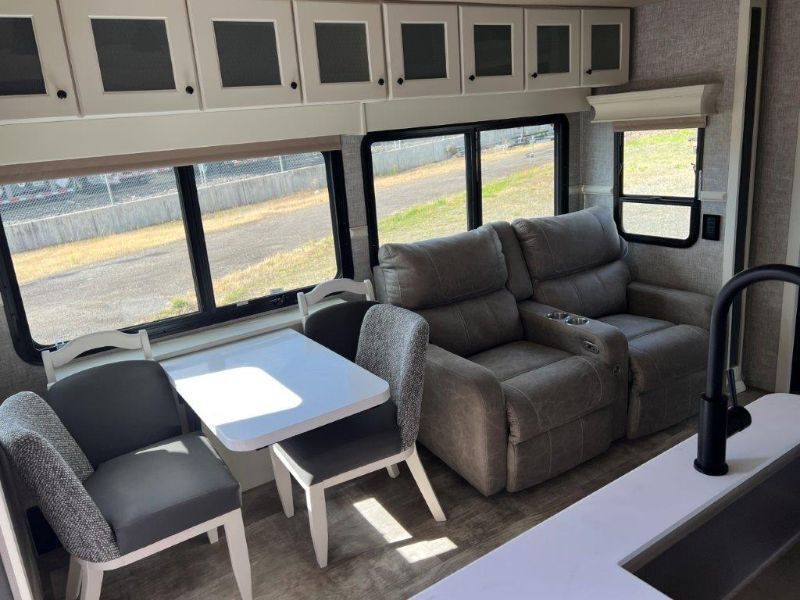 2023 Vanleigh Rv ambition 399th
