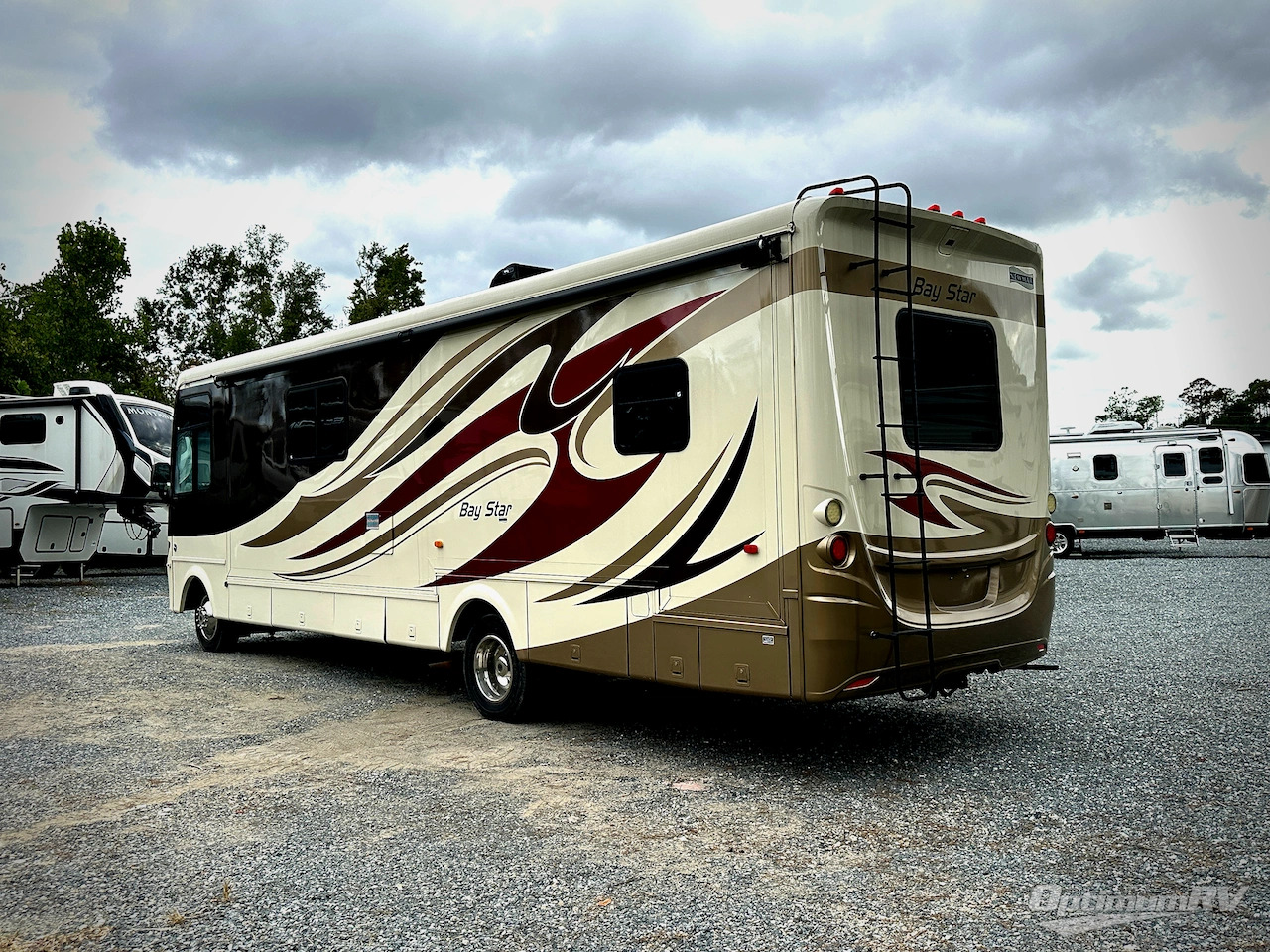 2013 Newmar bay star 3305