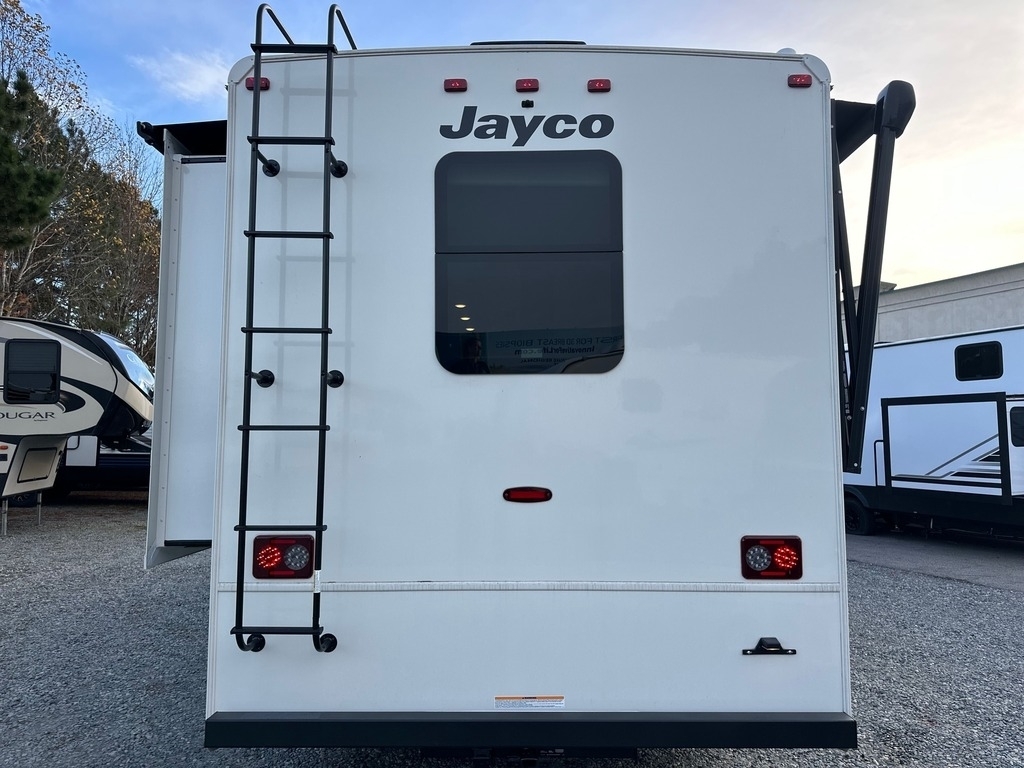 Trailer Image