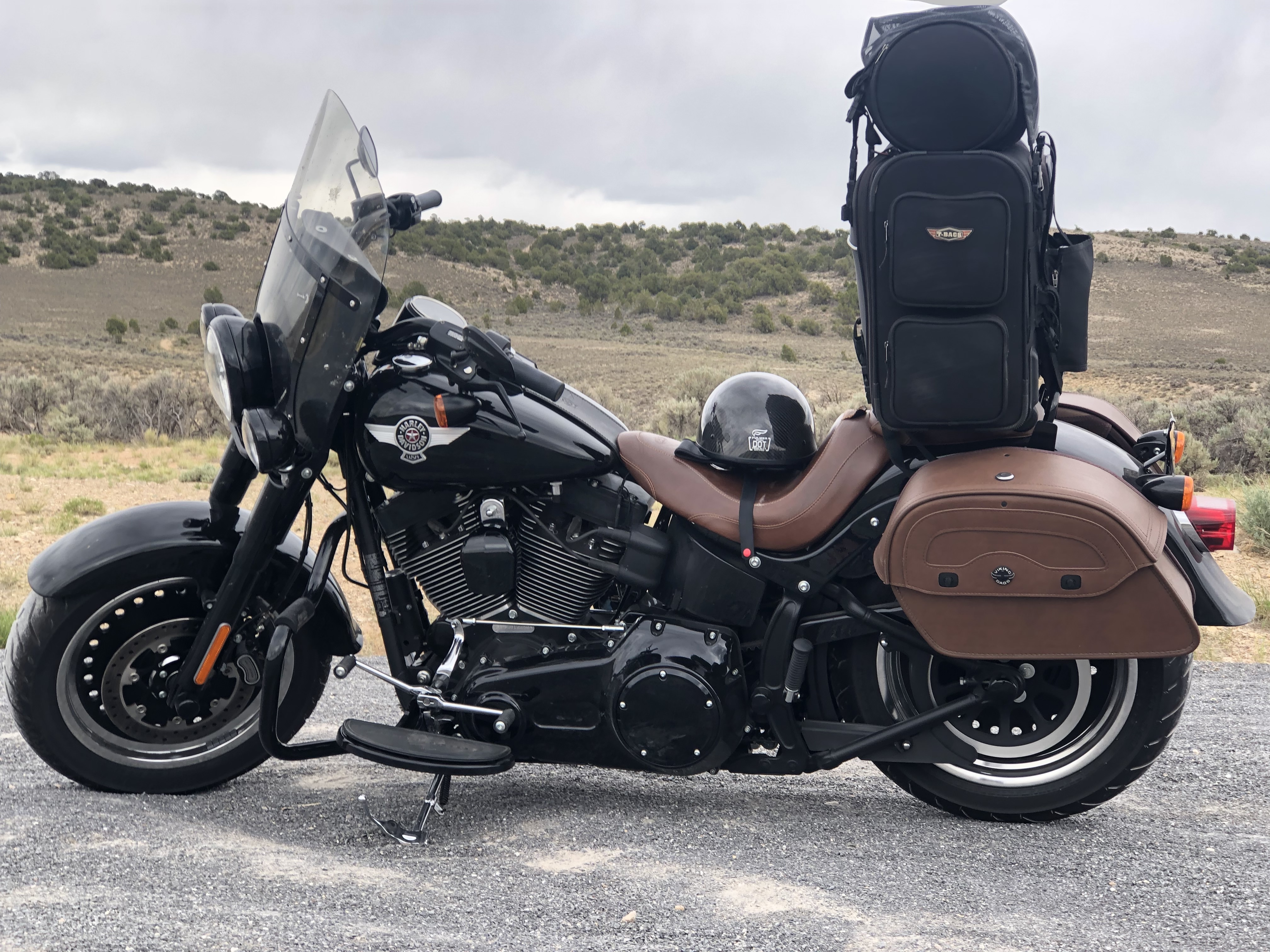KING Sportbike city riding pro tip: : r/motorcycles