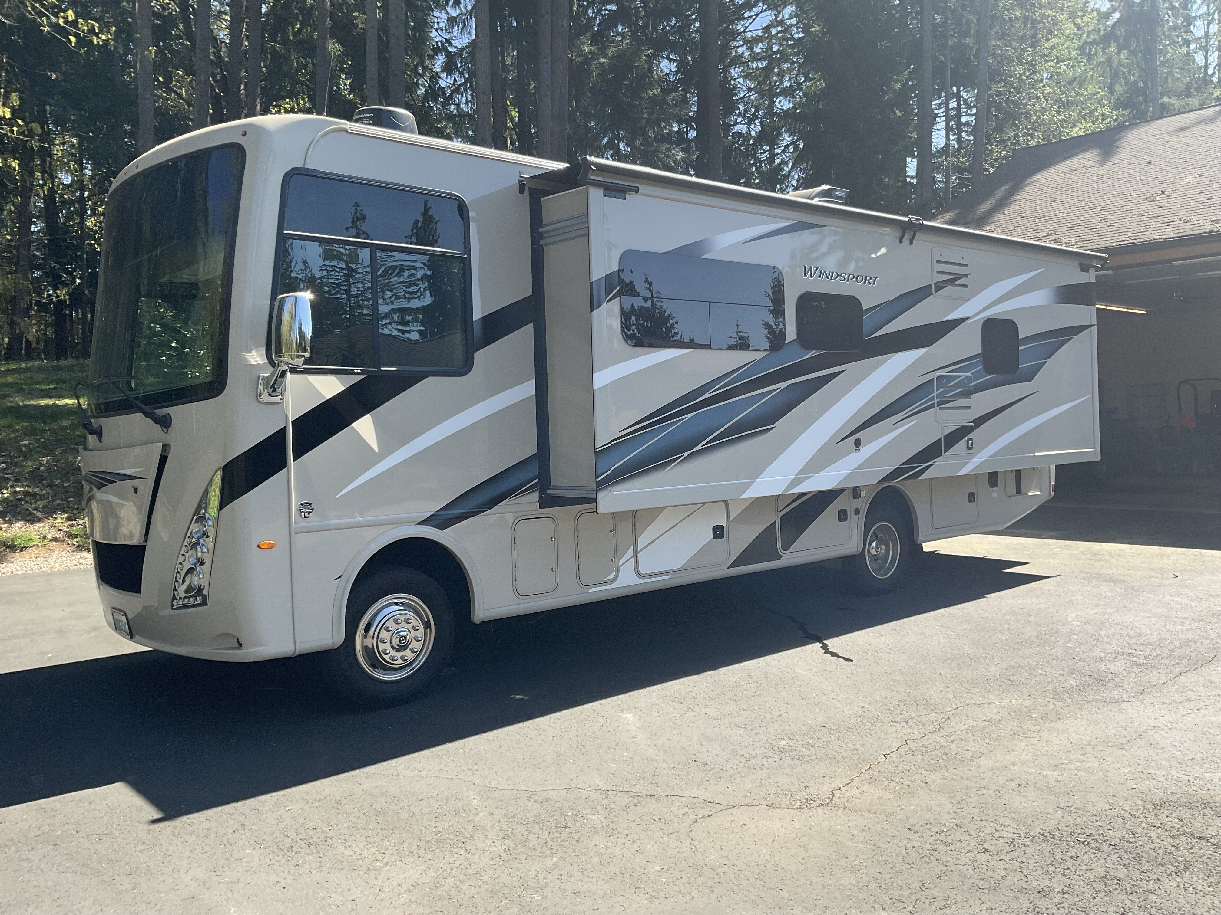 2020 Thor Motor Coach WINDSPORT 29M in kalama WA