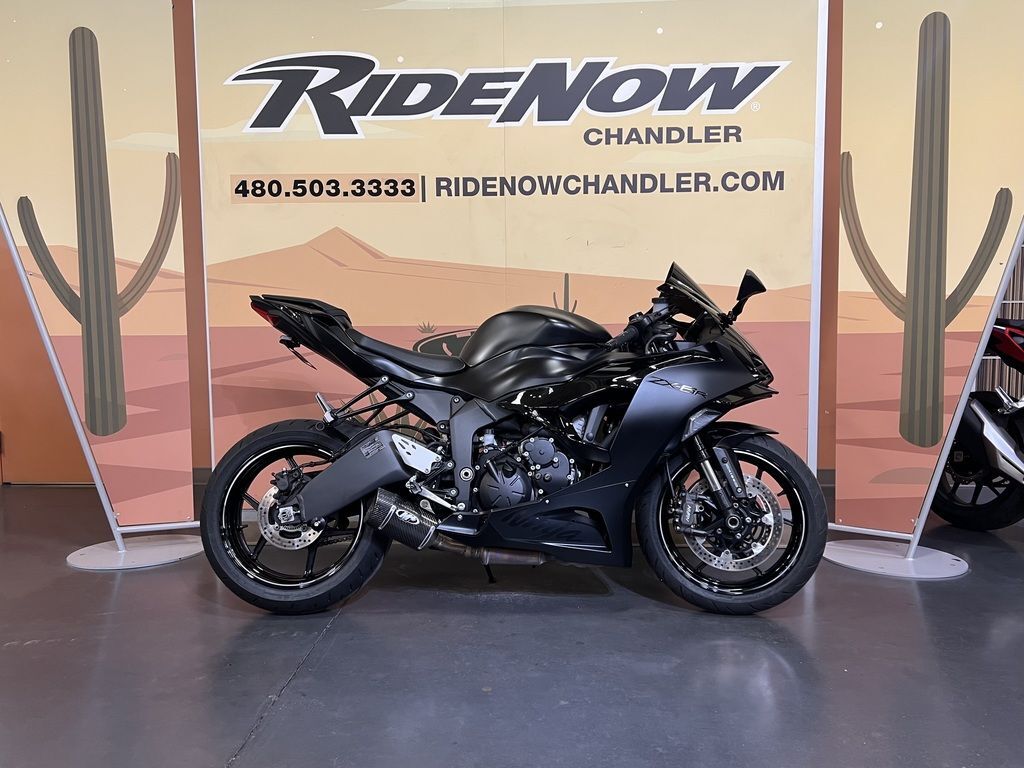 新品ROUZEクイックレース RZ222Q BLACK 軽量ブラック27.5cm 2022YZF-R25 今日もショートオーバル画像です。 | WR'S ダブル