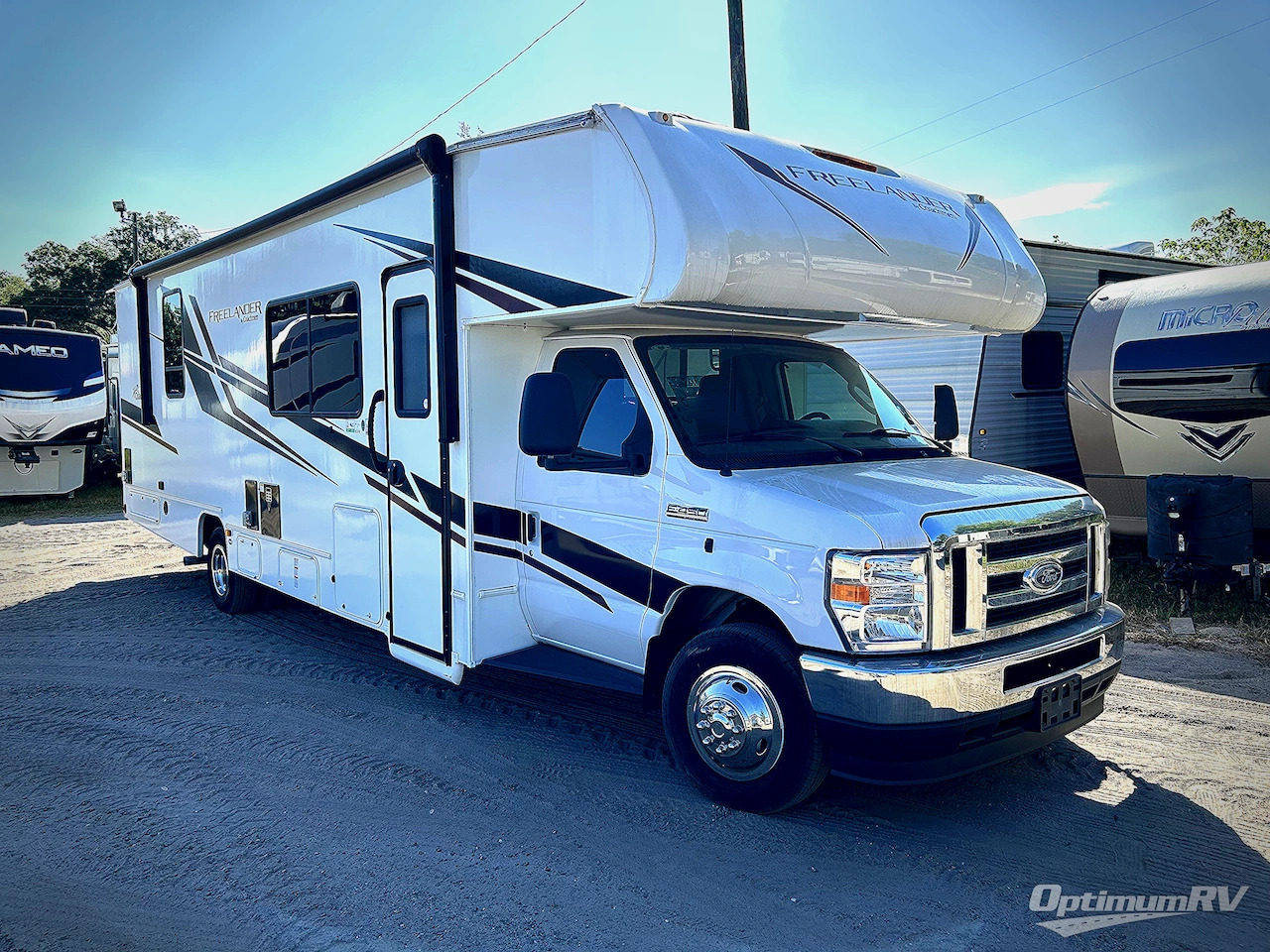 2023 Coachmen RV freelander 31fs