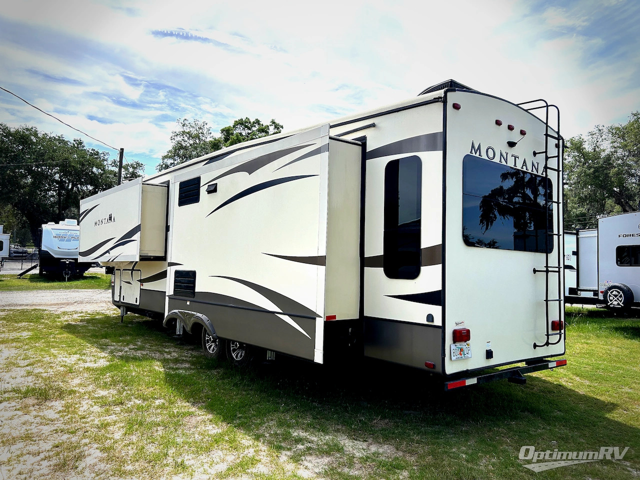 2017 Keystone RV montana 3810ms