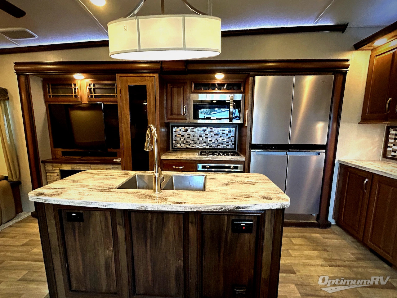 2017 Keystone RV montana 3810ms