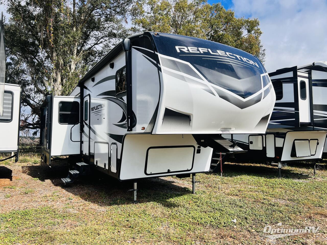 2022 Grand Design RV reflection 303rls