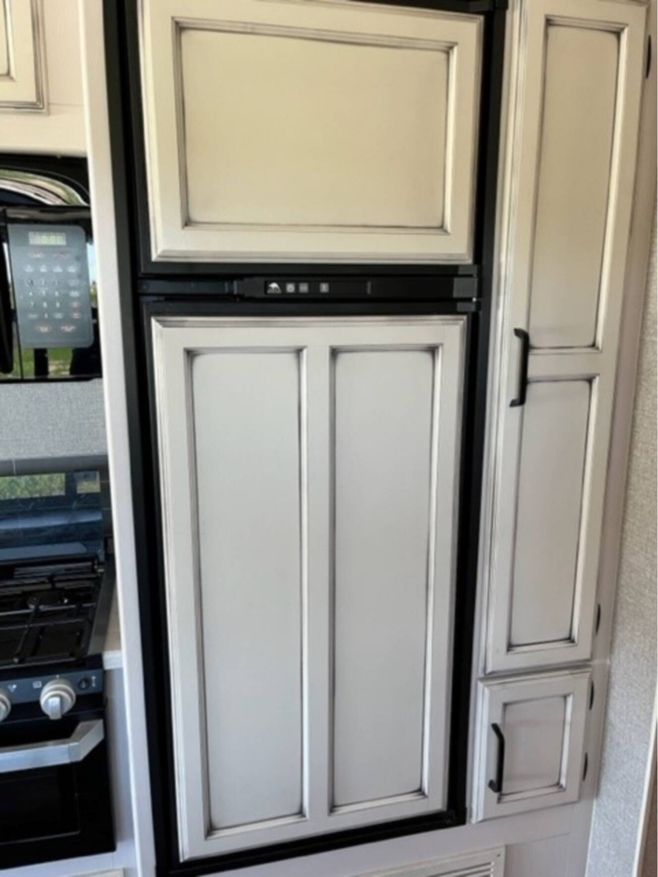 A photo of this 2020 Jayco Alante 31V
