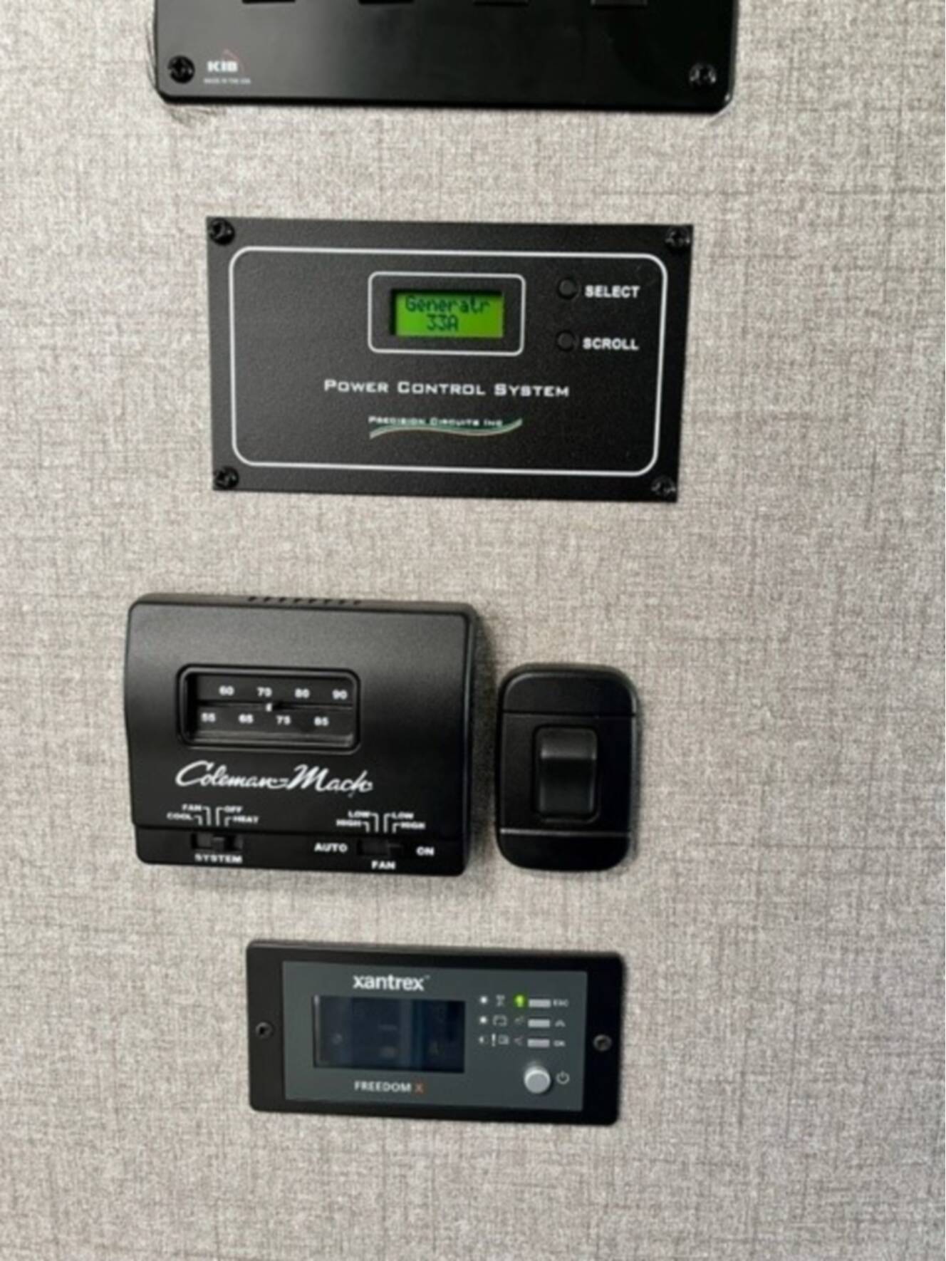 A photo of this 2020 Jayco Alante 31V