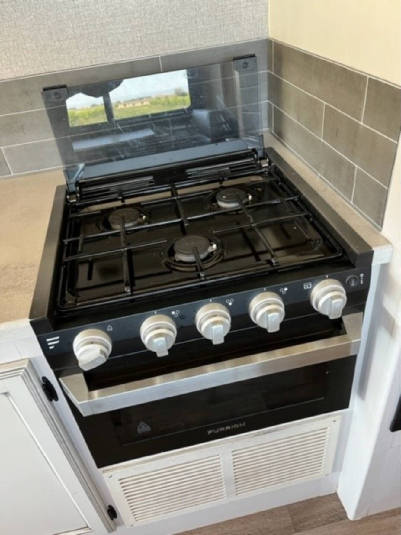 A photo of this 2020 Jayco Alante 31V