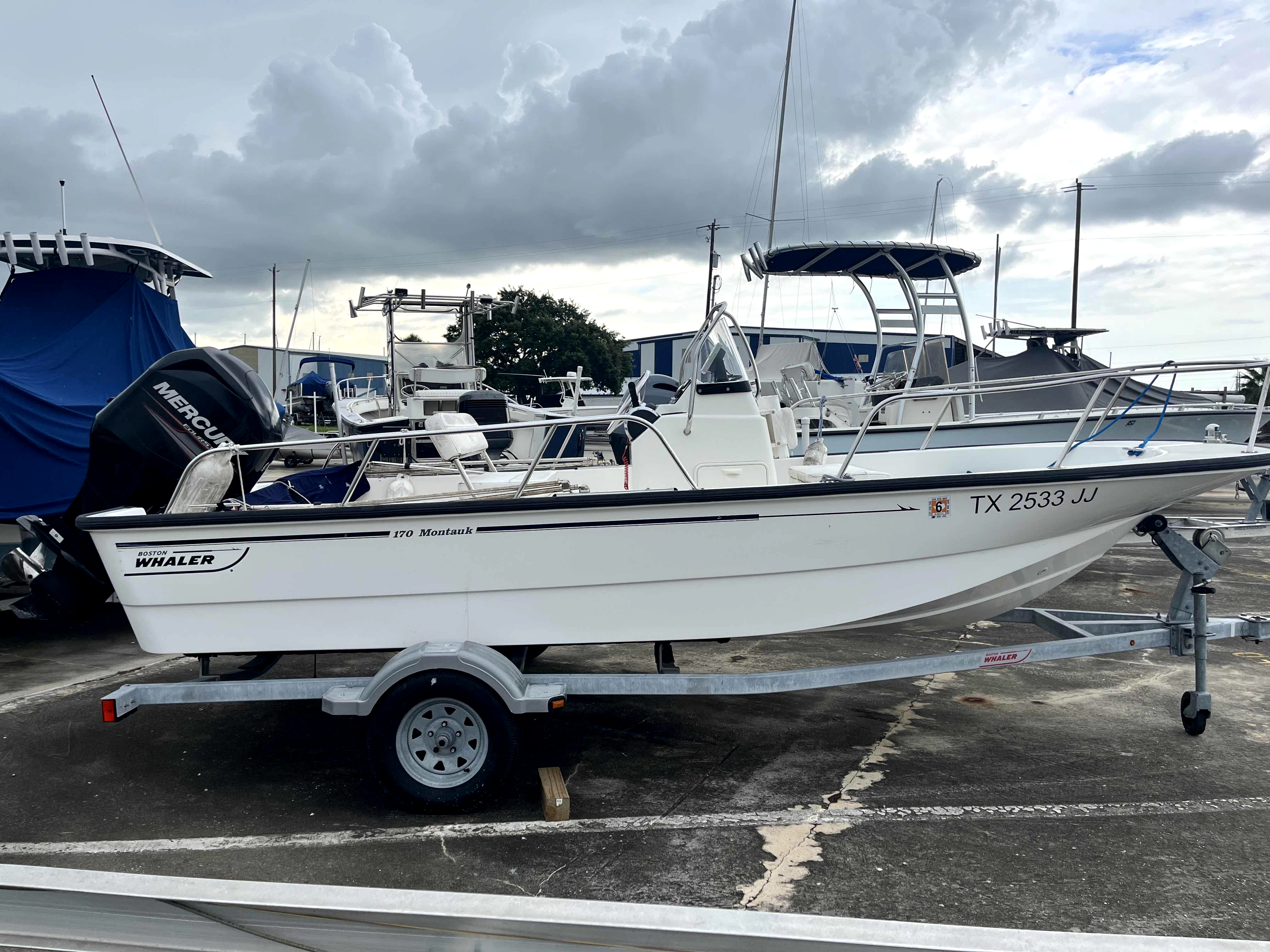 2014 Boston Whaler 17 MONTAUK in houston TX