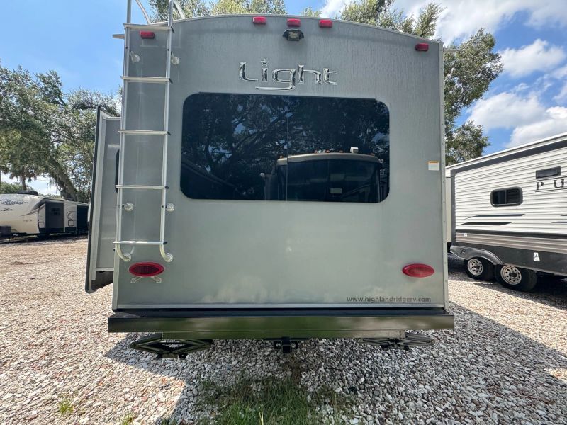Trailer Image