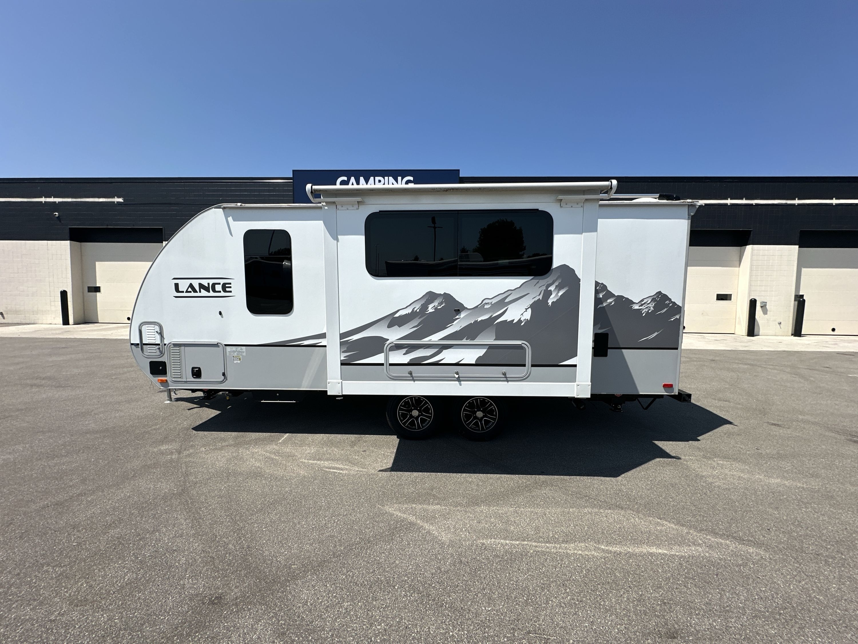 Used 2021 Lance Lance 1995 For Sale in Green Bay, WI