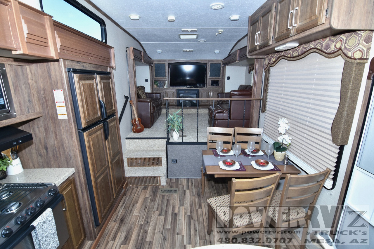 2015 Keystone RV cougar 337fls