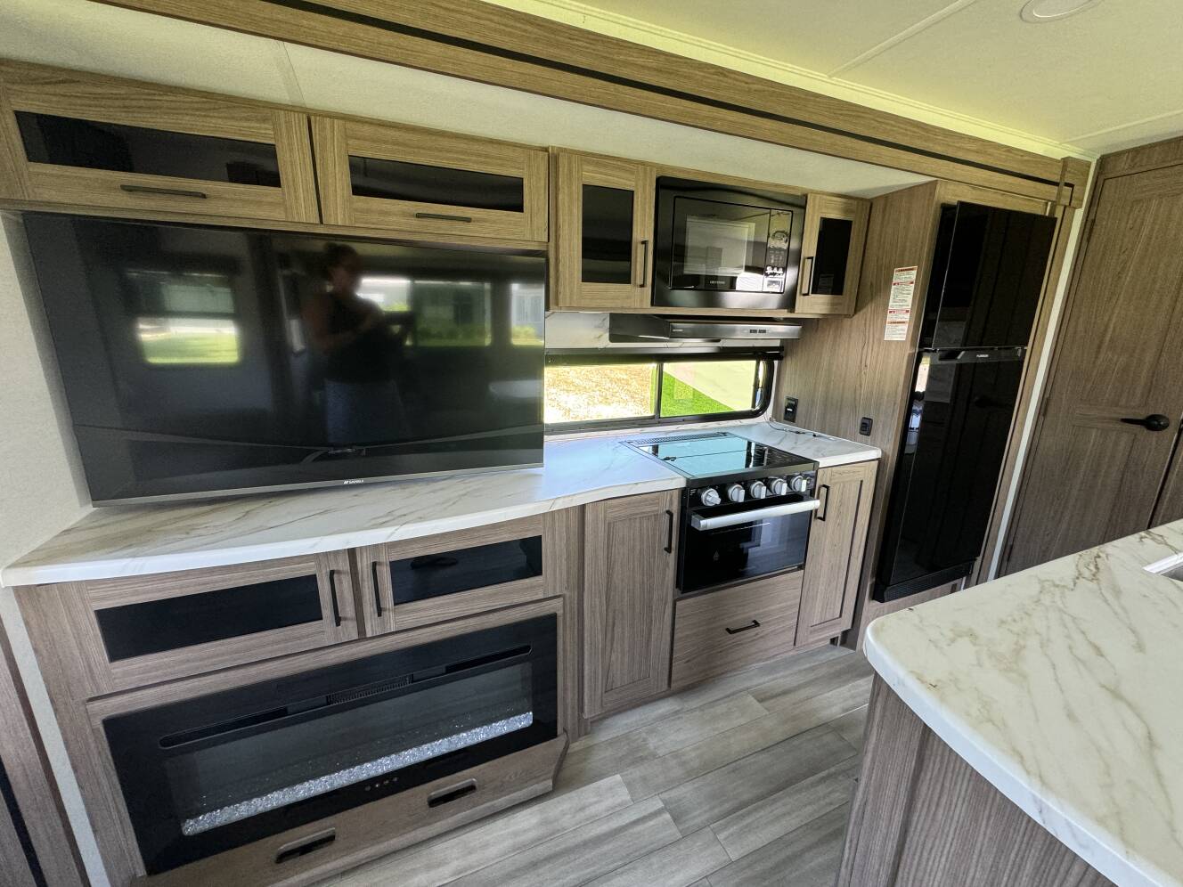 A photo of this 2024 Alliance Rv Delta 292RL