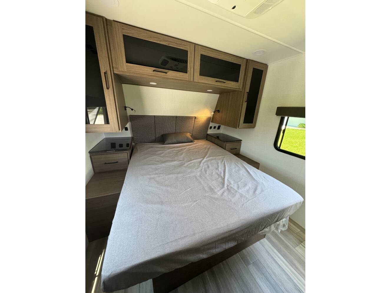 A photo of this 2024 Alliance Rv Delta 292RL