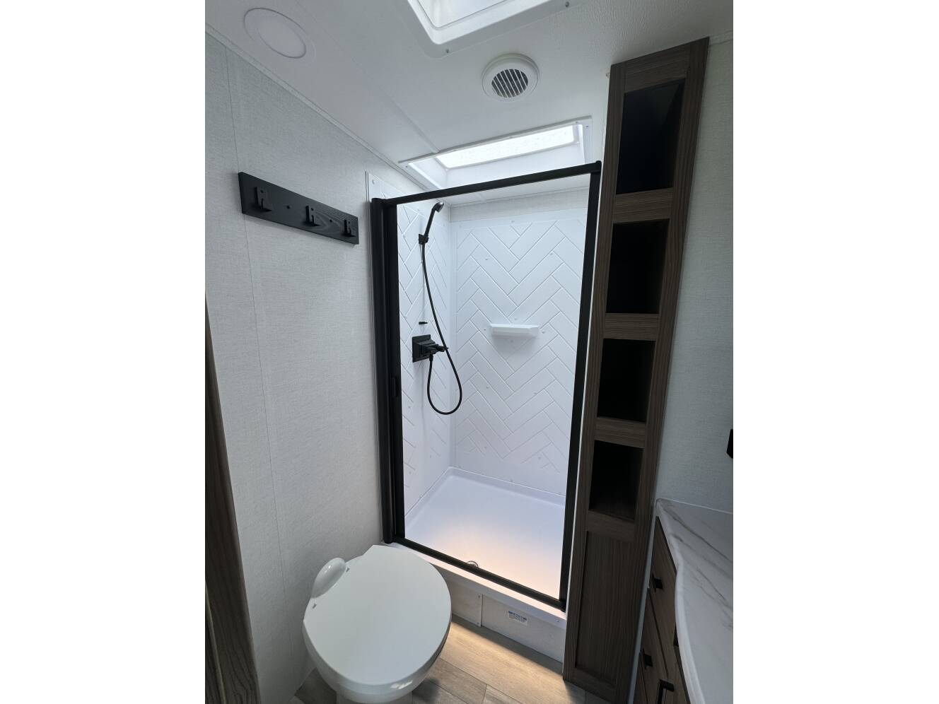 A photo of this 2024 Alliance Rv Delta 292RL