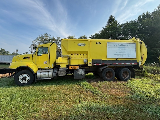 2013 KENWORTH T4 SERIES in Niles, MI