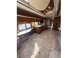2009 COUNTRY COACH INTRIGUE OVATION II 550