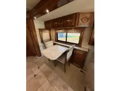 2009 COUNTRY COACH INTRIGUE OVATION II 550